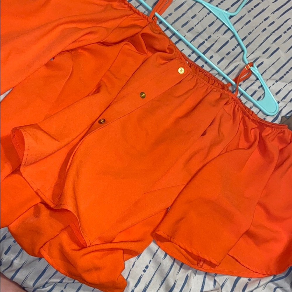 Orange top
